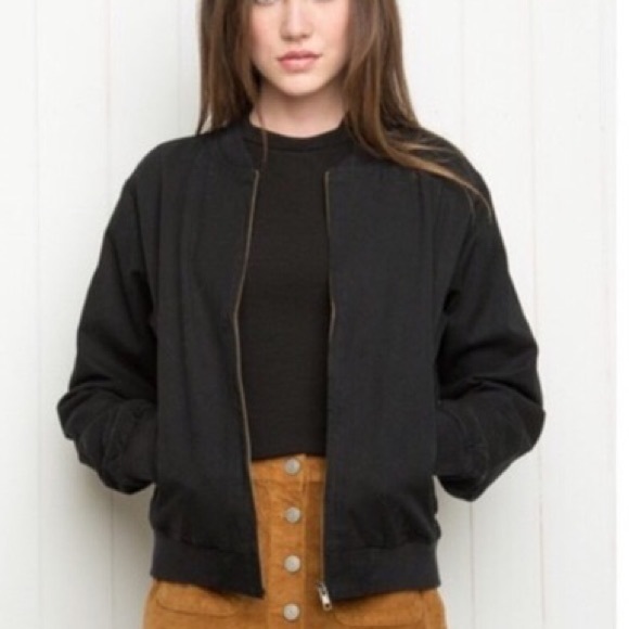 Brandy Melville Jackets & Blazers - Brandy Melville black cotton bomber jacket